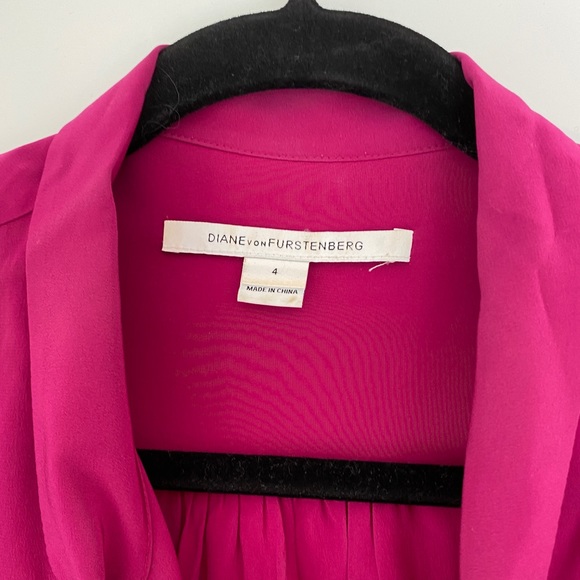 Diane Von Furstenberg silk blouse - Picture 3 of 5